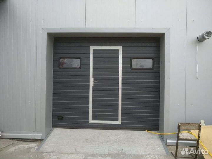 Производство секционных ворот