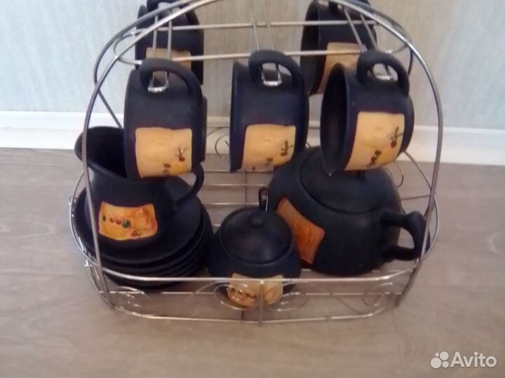 Чайный сервиз с подставкой