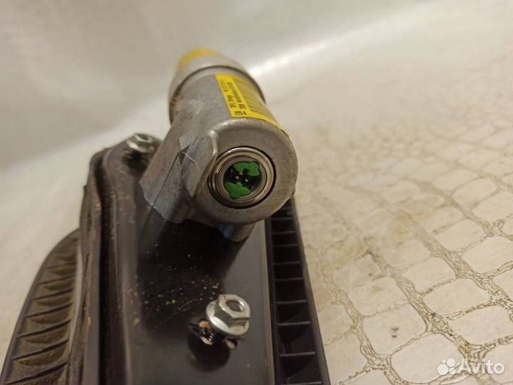 Подушка безопасности в сиденье переднее 9172715