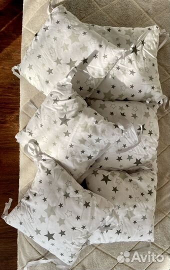 Подушечки в детскую кроватку (бортики)