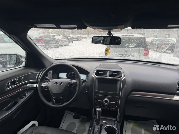 Ford Explorer 3.5 AT, 2016, 142 000 км