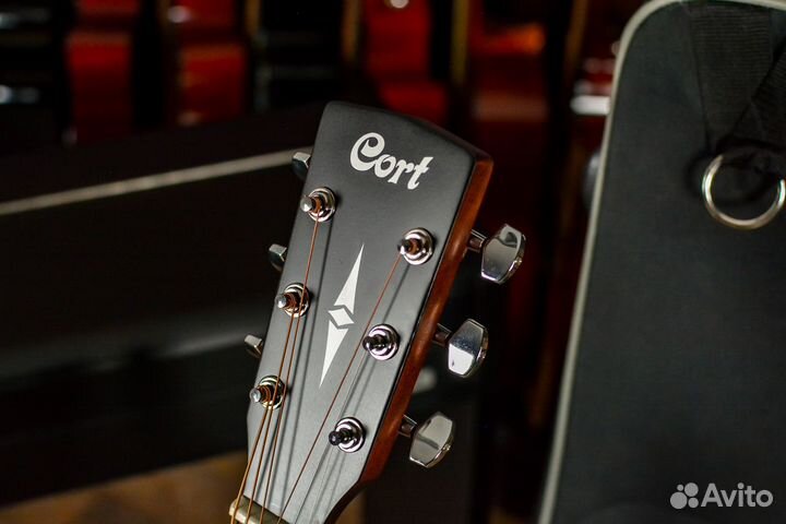 Акустическая гитара Cort + Аксессуары