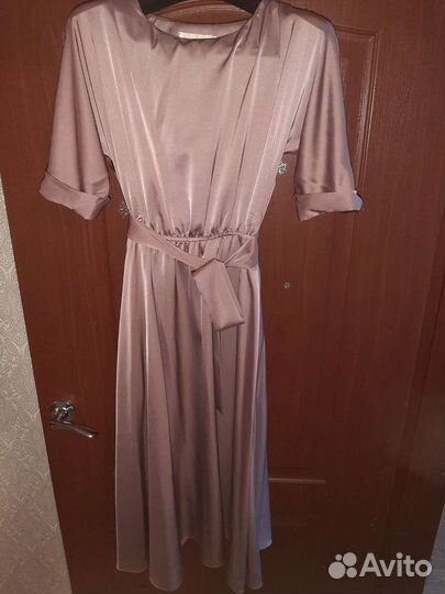 Платье вечернее