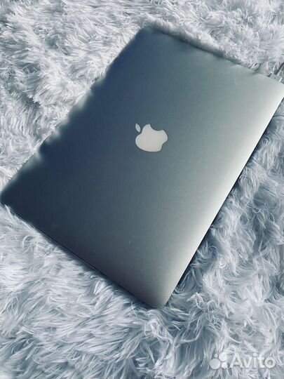 Apple MacBook Air 13