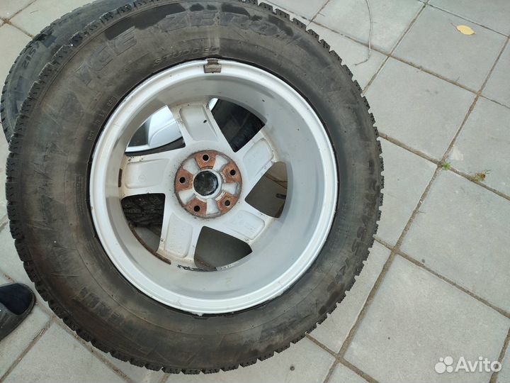 Литые диски r 16 на Reno duster