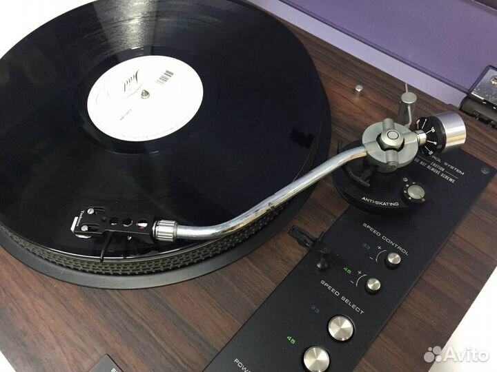 Pioneer PL-1200 Проигрыватель винила