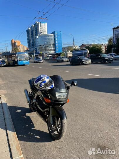 Kawasaki ZZR-400