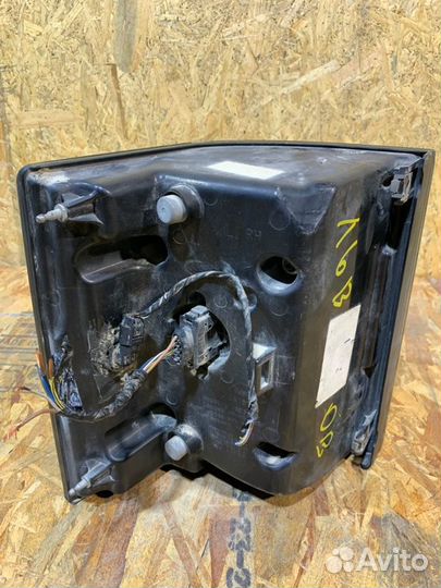 Фонарь задний правый Land Rover Range Rover vogue