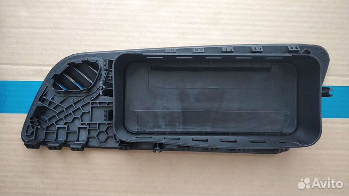 Подушка безопасности в торпедо Volkswagen Polo