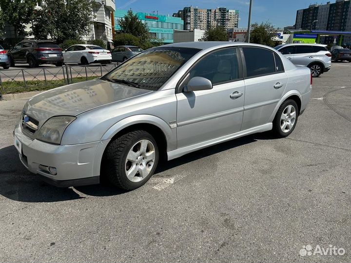 Opel Vectra 1.8 МТ, 2003, 283 520 км