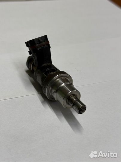 Форсунка топливная Toyota Avensis