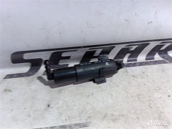 Форсунка омывателя фар правая Audi A4 B8 2.0 CDN