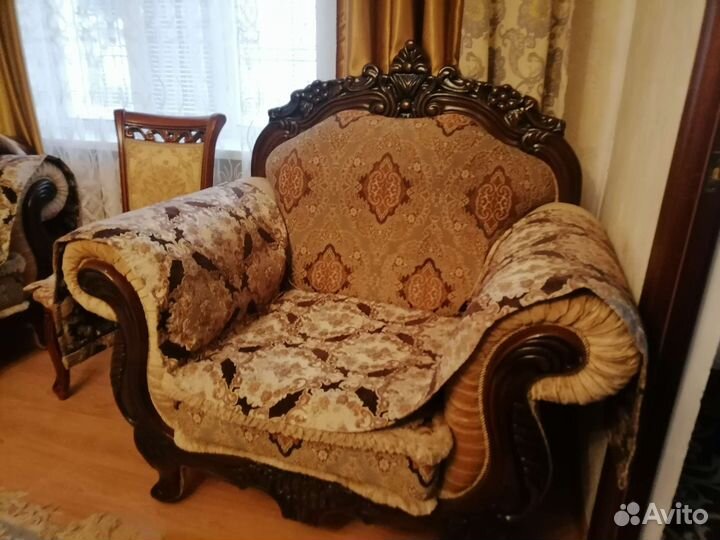 Диван и кресло