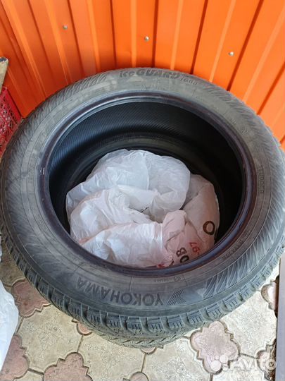 Yokohama Ice Guard IG65 225/55 R18