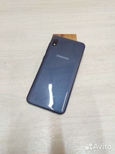 Samsung Galaxy A10, 2/32 ГБ