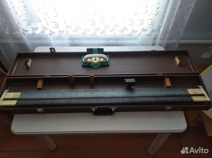 Ручная вязальная машинка