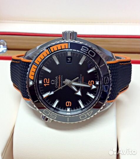 Часы Omega Seamaster Planet Ocean 600M 43.5мм NEW