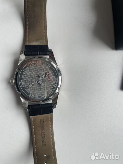 Часы Jacques Lemans