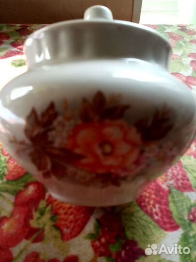 Фарфоровые сахарницы