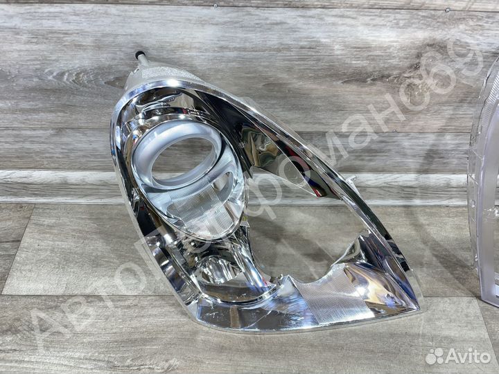 Фара в разборе правая SsangYong Rexton 2 2006-2012