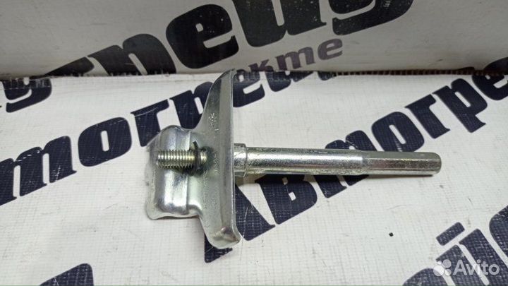 Крепление аккумулятора Volkswagen Touareg 7LA BMV