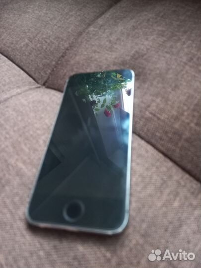iPhone 5S, 16 ГБ