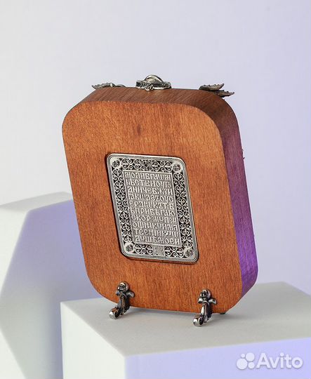 Икона настольная 