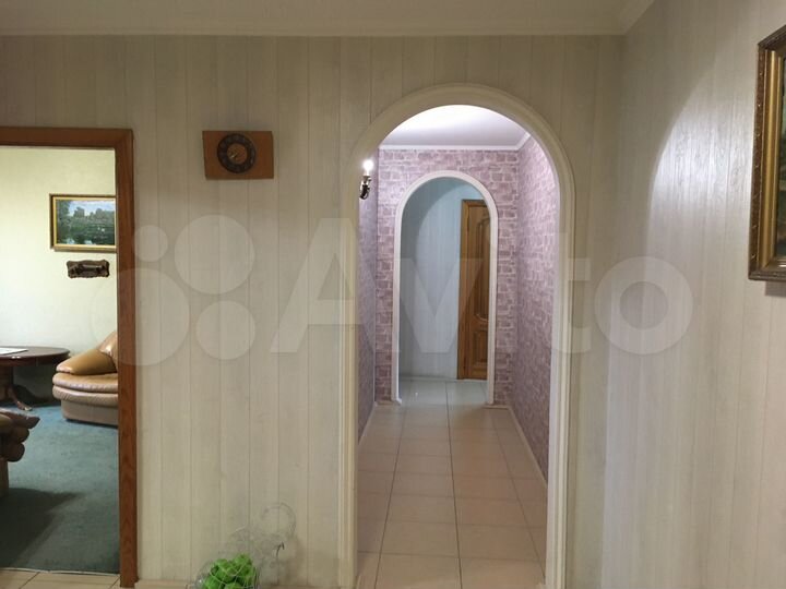 3-к. квартира, 90 м², 3/9 эт.