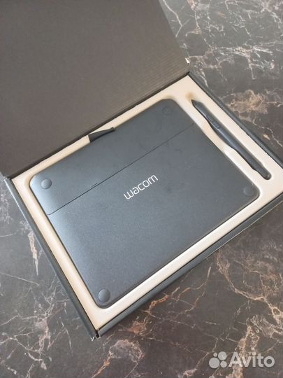 Планшет Wacom Intuos (CTH-490CB-N)