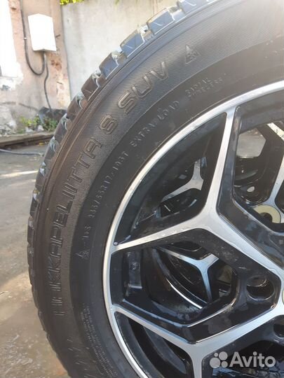 Nokian Tyres Hakkapeliitta 8 SUV 235/55 R17