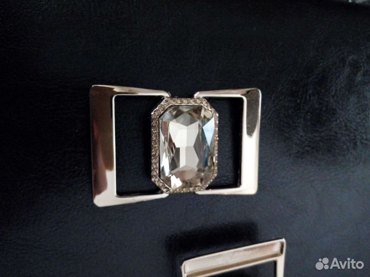 Для рукоделия бисер, камушки, фурнитура для обуви