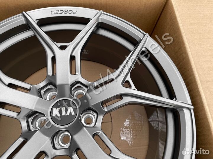 Кованые диски Kia Sorento R20 наличие