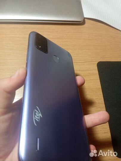 Itel A11, 8 ГБ