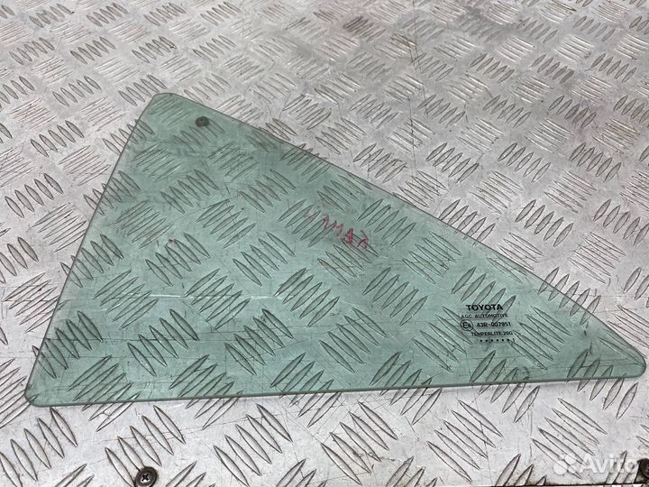 Б/У форточка (стекло глухое, кузова, двери )