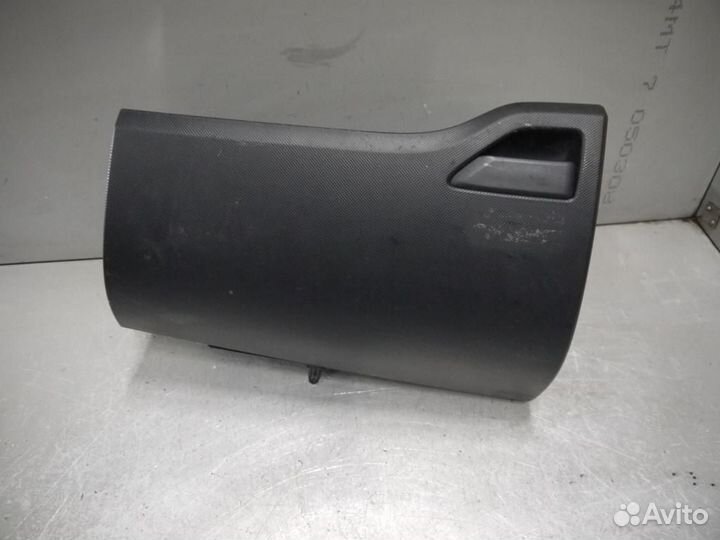 Бардачок Toyota Auris (2006-2012) E15