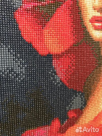 Готовая картина из алмазной мозаики