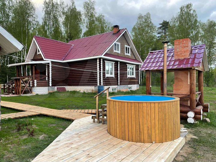 Дом 70 м² на участке 2 га