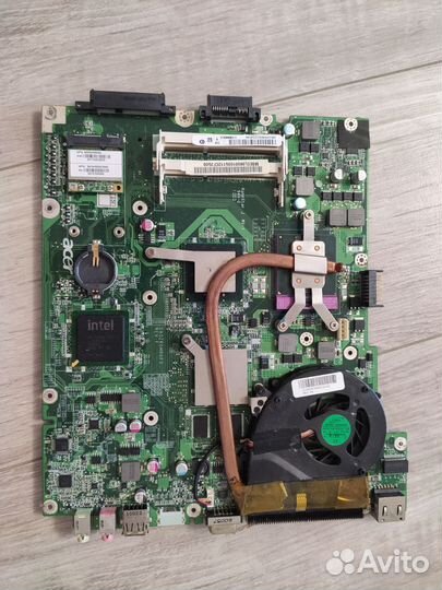 Материнская плата DA0ZR6MB6F0 Rev:F на запчасти