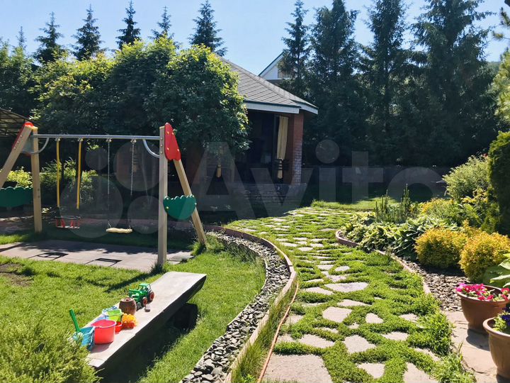 Дом 200 м² на участке 10 сот.