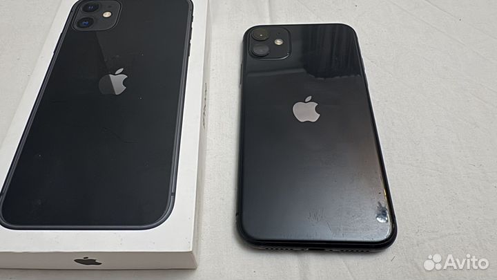 iPhone 11, 64 ГБ