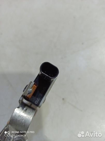 Клемма аккумулятора с датчиком (Volvo V90 II)