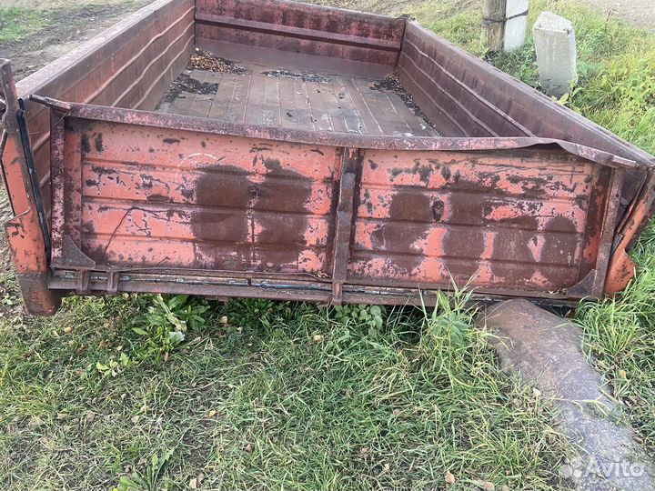 Кузов тракторной телеги