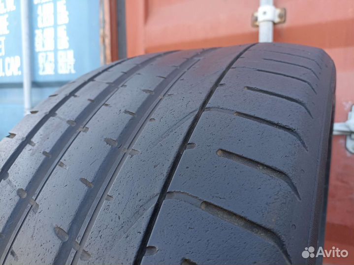 Pirelli P Zero 295/35 R21 107Y