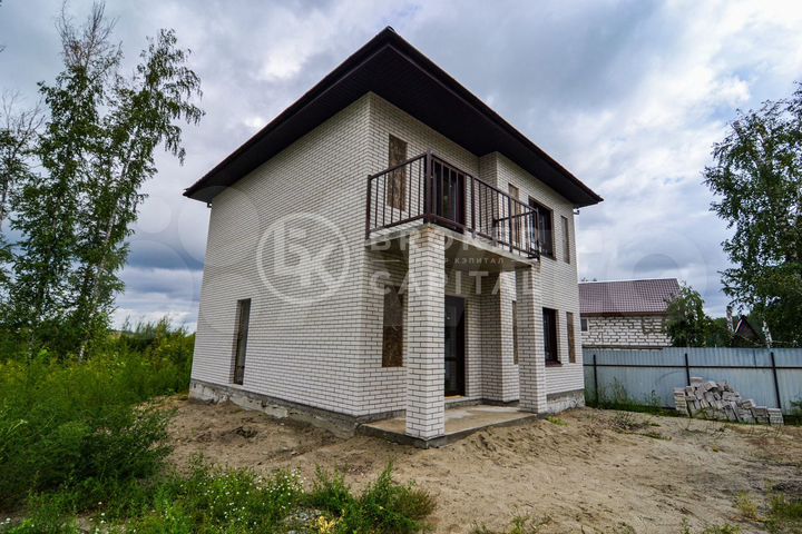 Дом 107,9 м² на участке 5,9 сот.