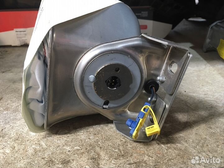 4E0 880 203 C airbag подушка безопасности