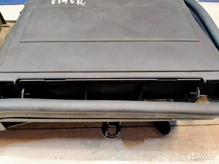 Корпус салонного фильтра правый Bmw 523I Левый