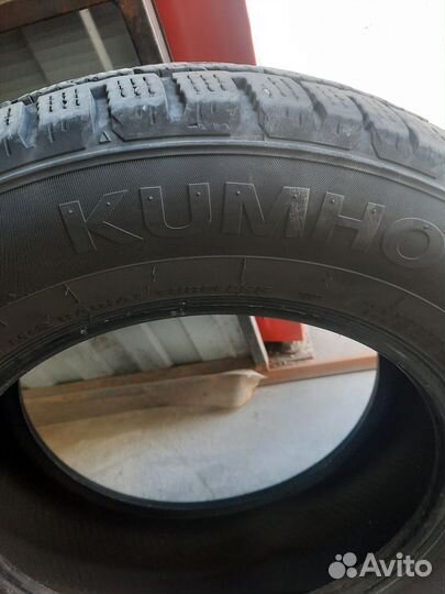 Kumho 722 16.00/105 R16C 107