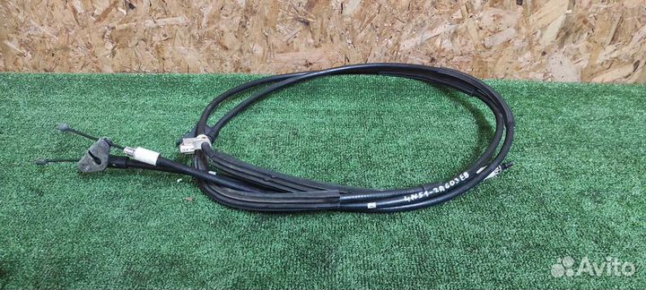 Трос ручного тормоза volvo S40 V50 V40