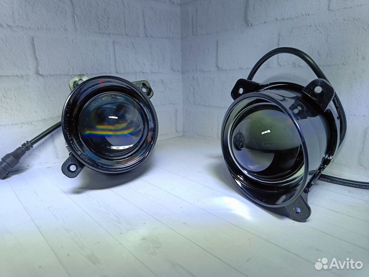 BI LED противотуманные фары на LADA Largus/Granta