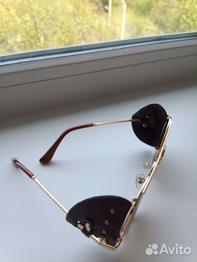 Солнцезащитные очки женские